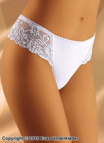Thong panty with lace sides